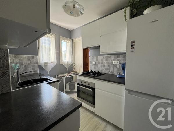 Appartement T3 à vendre  3 pièces - 60,64 m 2   CRUSEILLES  - 74