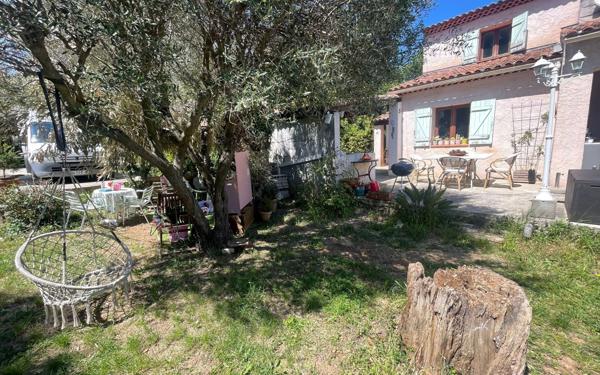 Maison à vendre    4 pièces • 125 m2 La Seyne-sur-Mer