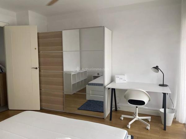 Location                                                      Appartement
                        
                     4 pièces                      86 m2                     à Villeurbanne