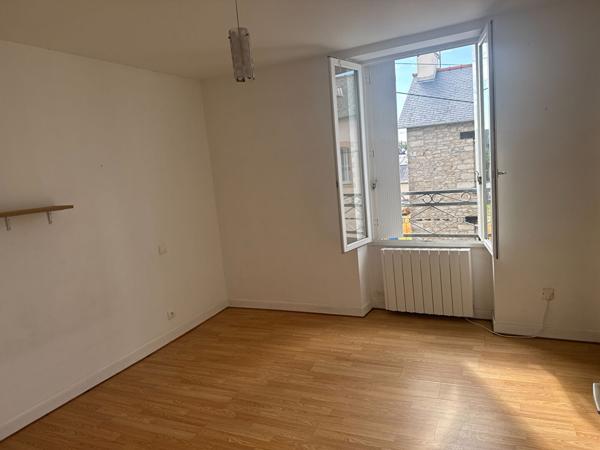 Maison Ploermel  3 pièce(s) 70 m2