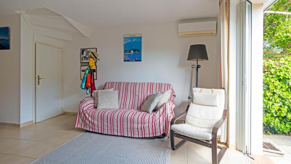 Triplex avec terrasse à 100m des plages et des commerces + parking