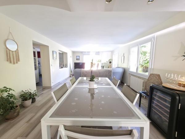 Maison à vendre 748 000 € Le Crès 7 p 178 m² DPE B