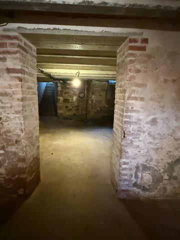 EN EXCLUSIVITE ! Maison de ville de caractère 242m², 4 chambres, avec jardin 147 000 €