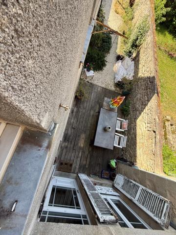 EN EXCLUSIVITE ! Maison de ville de caractère 242m², 4 chambres, avec jardin 147 000 €