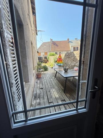 EN EXCLUSIVITE ! Maison de ville de caractère 242m², 4 chambres, avec jardin 147 000 €