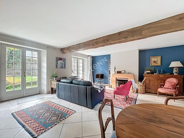 Nantes Saint Pasquier / Maison non mitoyenne 3 chambres et bureau / beau jardin sud-ouest /