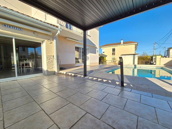 Maison à vendre à Bourg-en-Bresse - piscine