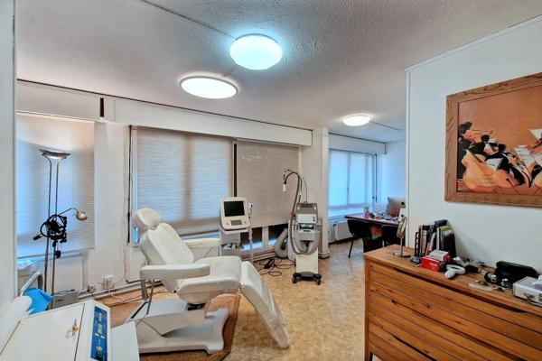 Immobilier Noisy-le-Sec (93130) – Bureau 69.5m2 – 180 000 €