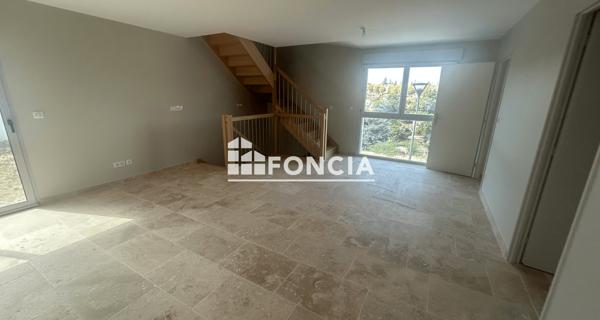 Location Maison 5 pièces 131 m² - Vienne 38200