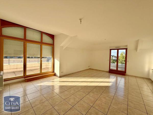 Appartement à louer 5 pièces 125m²