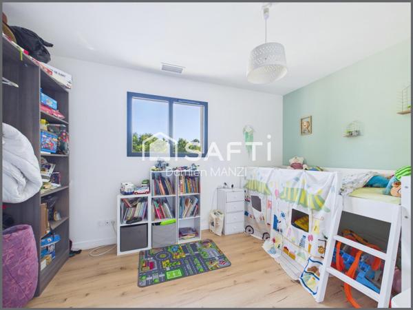 MAISON T6 AVEC PISCINE