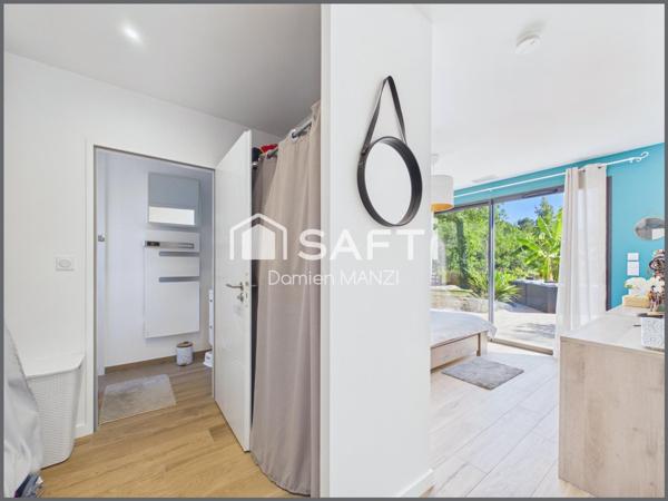 MAISON T6 AVEC PISCINE