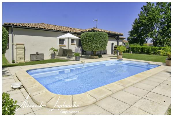 Dpt Tarn et Garonne (82), Maison de plain-pied parfaitement entretenue, au calme, avec piscine, garage et commerces accessibles à pied, à SAINT ETIENNE DE TULMONT.