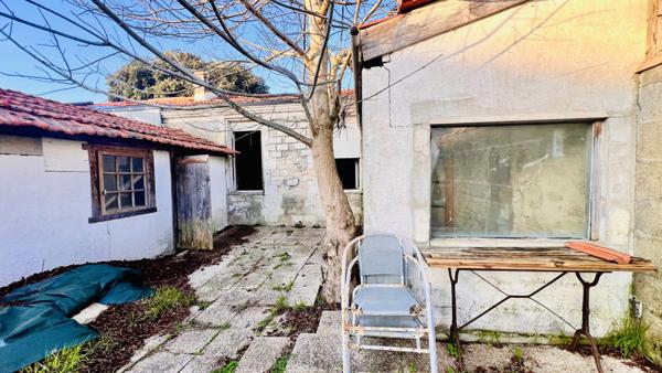 À RÉNOVER ÉCHOPPE - LA GENETTE - 56 m² - 190 m² terrain