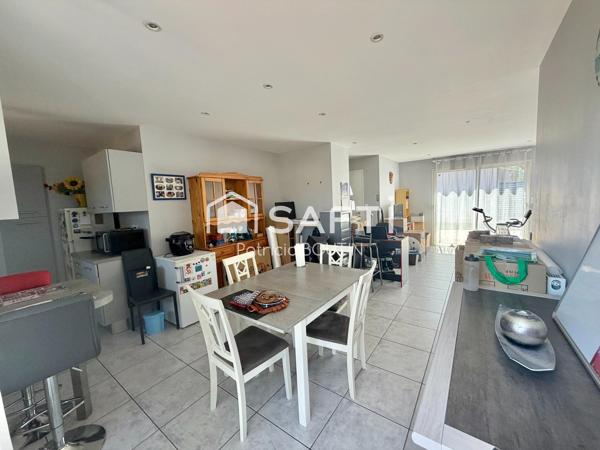 PAVILLON PLAIN PIED 3 CHAMBRES BUREAU ET GARAGE A NIORT !