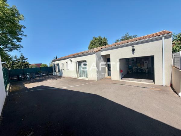 PAVILLON PLAIN PIED 3 CHAMBRES BUREAU ET GARAGE A NIORT !