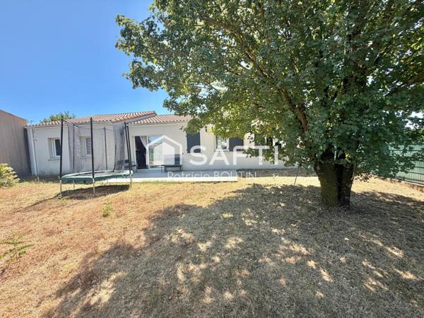 PAVILLON PLAIN PIED 3 CHAMBRES BUREAU ET GARAGE A NIORT !