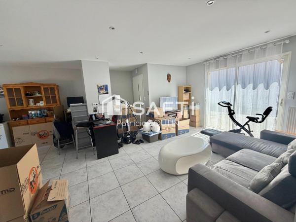 PAVILLON PLAIN PIED 3 CHAMBRES BUREAU ET GARAGE A NIORT !
