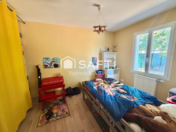 PAVILLON PLAIN PIED 3 CHAMBRES BUREAU ET GARAGE A NIORT !