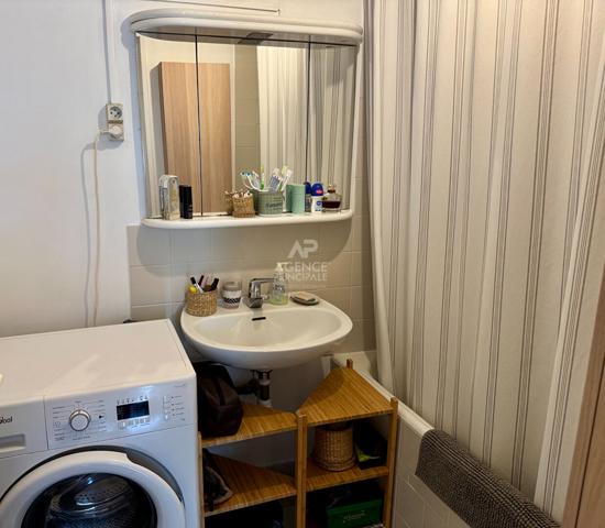 Appartement Maisons Laffitte 3 pièce(s) 53.71 m2 - Parc 250 000 € **  - Référence  4763