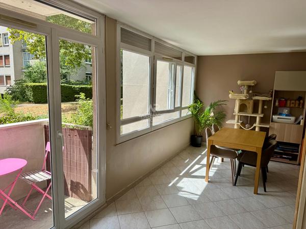 Appartement Maisons Laffitte 3 pièce(s) 53.71 m2 - Parc 250 000 € **  - Référence  4763