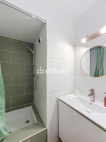 Appartement
         4 pièces
        - 100 m² Exclusivité 299 000 € *