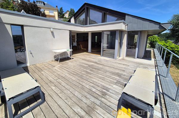 Vente
                Maison272 m² - 7 Pièces -
                    RODEZ (12000)
