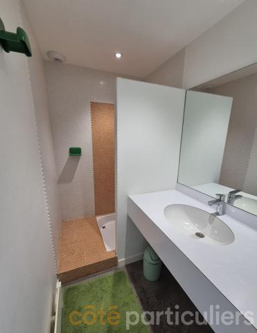 Vente
                Maison272 m² - 7 Pièces -
                    RODEZ (12000)
