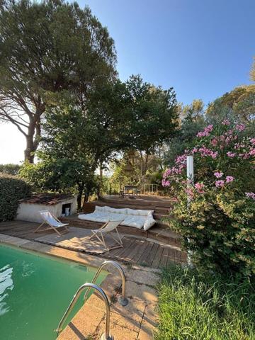 Villa de caractère sur 2230 m² – Vue dégagée et fort potentiel