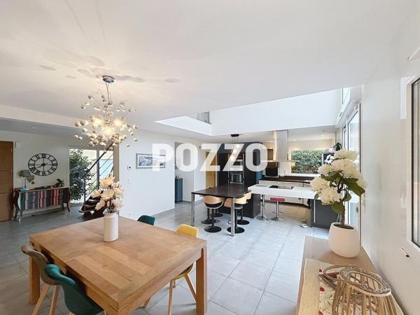 Maison contemporaine 198 m² -5 chambres -Vue Golf -Terrain 1400 m²-Saint-Lô Saint-Lô