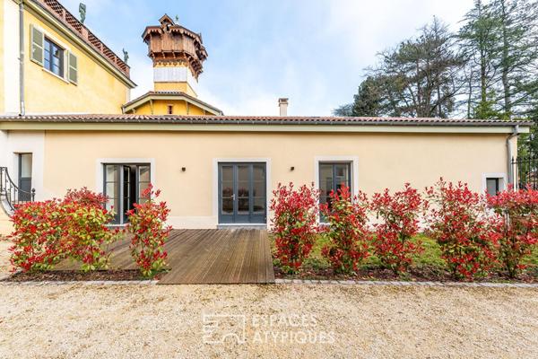 Maison de caractère rénovée avec jardin au sein d’une propriété du XIXe siècle