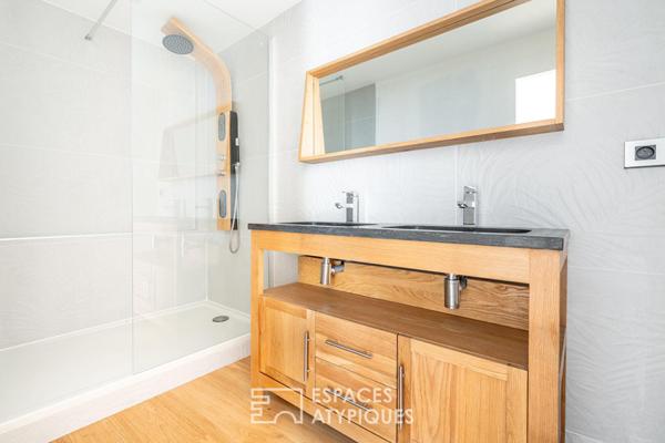 Maison de caractère rénovée avec jardin au sein d’une propriété du XIXe siècle