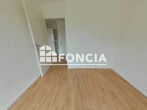 Location Appartement 3 pièces 54.81 m² - 3 PLACE COPERNIC Courcouronnes 91080