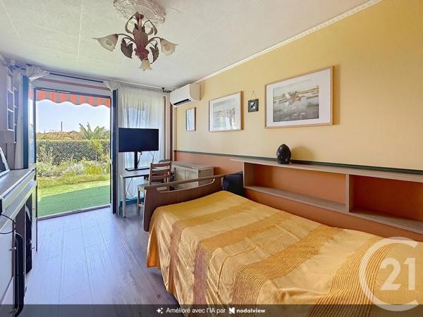 Appartement F3 à vendre  3 pièces - 63 m 2   ANTIBES  - 06