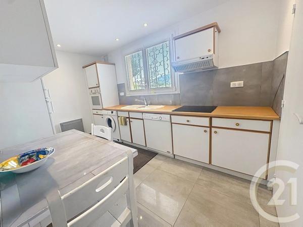 Maison à vendre  4 pièces - 102 m 2   LA ROQUETTE SUR SIAGNE  - 06