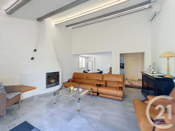 Maison à vendre  4 pièces - 102 m 2   LA ROQUETTE SUR SIAGNE  - 06