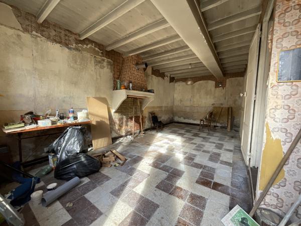 Courtenay (38510) Maison de village en pierre à rénover entièrement 38510 LANCIN (COURTENAY)