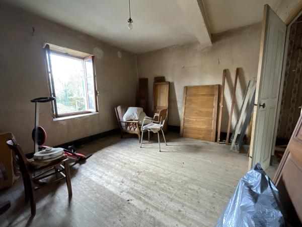 Courtenay (38510) Maison de village en pierre à rénover entièrement 38510 LANCIN (COURTENAY)