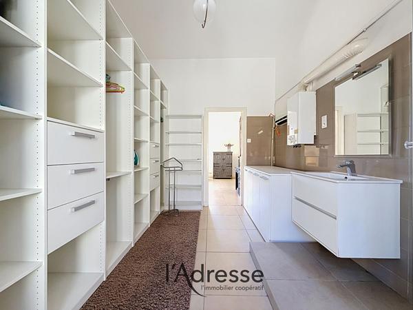 Appartement AJACCIO - CENTRE VILLE - Grand Appartement 6 pièces - 155 m² - DERNIER ÉTAGE - ASCENCEUR