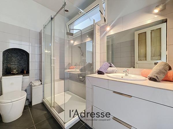 Appartement AJACCIO - CENTRE VILLE - Grand Appartement 6 pièces - 155 m² - DERNIER ÉTAGE - ASCENCEUR