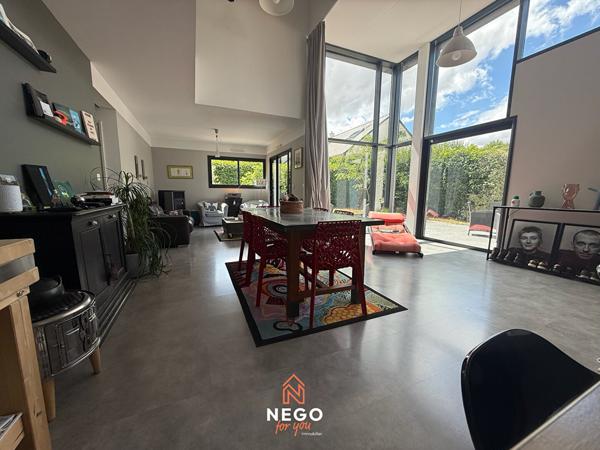 Maison contemporaine Longuenee en anjou