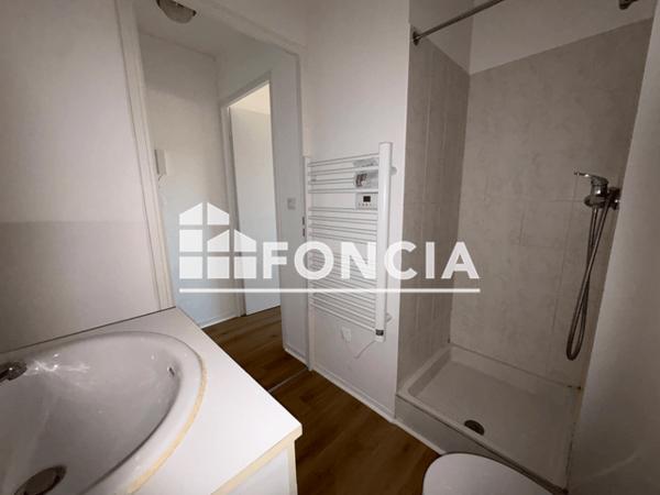 Location Studio 18.59 m² - 77/79 AVENUE GENERAL DE GAULLE Albi 81000