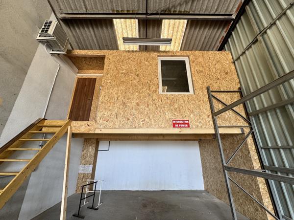 Entrepôt + Bureau - Aix en Provence - Réf. 86