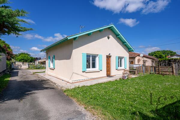 A vendre à Sainte-Livrade-sur-Lot villa de plain-pied