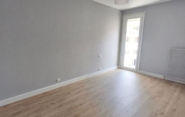 Vente Appartement P4 rénové(e) Sete   