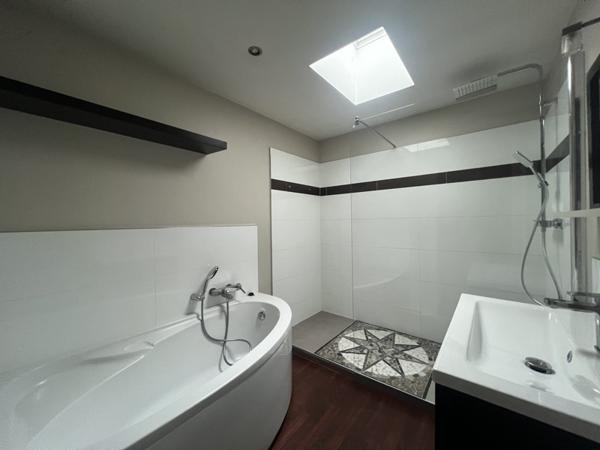 Appartement à louer |  Bègles |  3 pièces | 61 m²