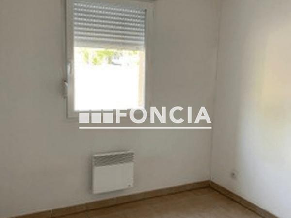 Location Appartement 2 pièces 39.3 m² - 11 RUE JULES FERRY L'isle-d'espagnac 16340