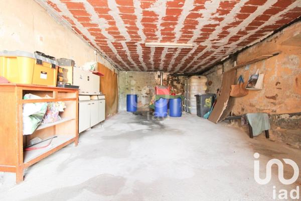 Maison de village 3 pièces de 88 m² à Viala-du-Tarn (12490)