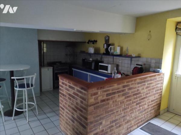 Maison en pierres à vendre à LA HAIE TRAVERSAINE(53)