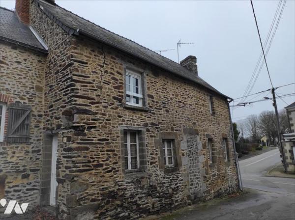 Maison en pierres à vendre à LA HAIE TRAVERSAINE(53)